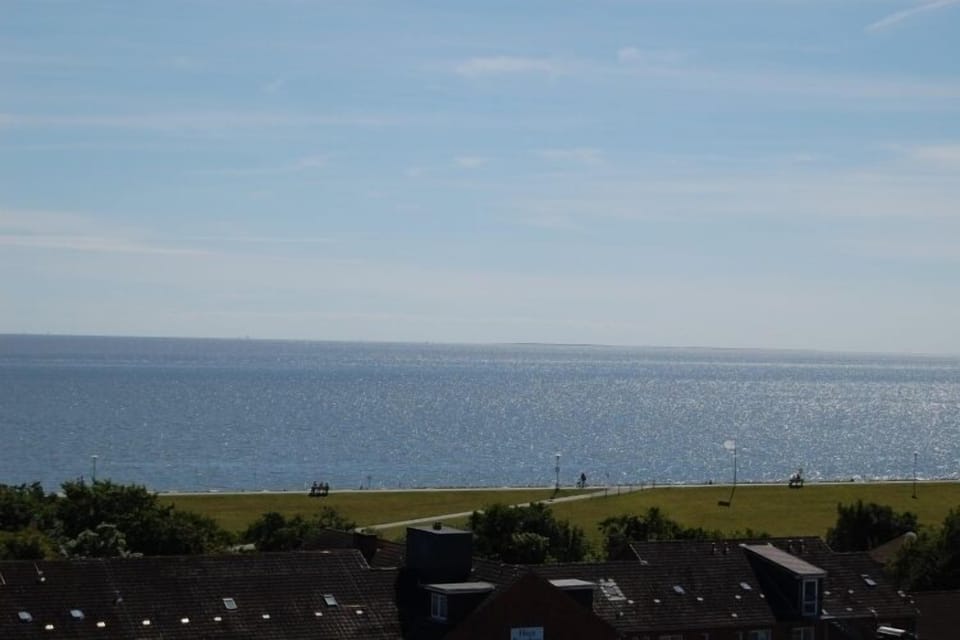 Beach/ocean view