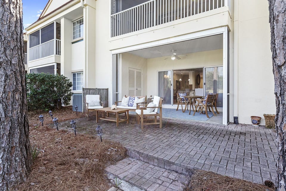 23-Tivoli-5224-Patio-Alt