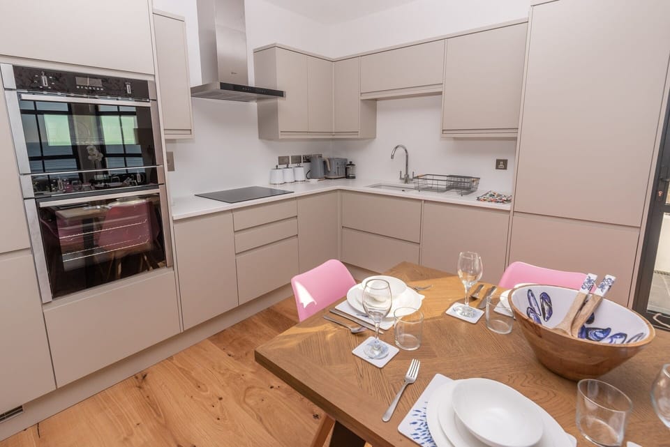 3 Azurebay Kitchenlivingdiner 10