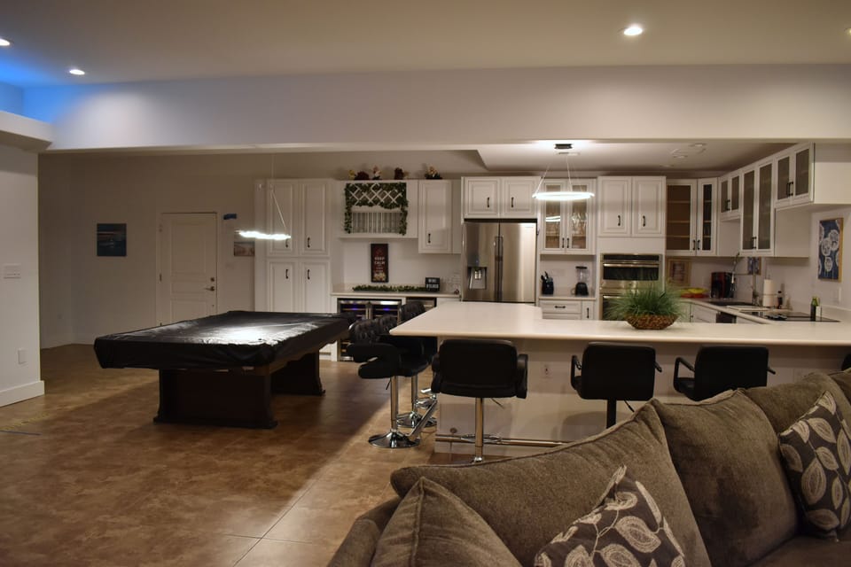 down stairs kitchen /pool table