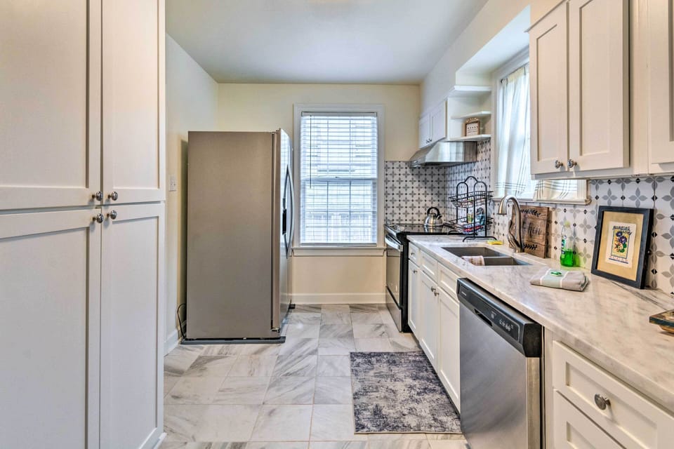 Kitchen | Dishwasher | Tea Kettle | Trash Bags & Paper Towels Provided