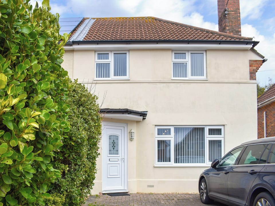 Exterior | Baywell House, Poole