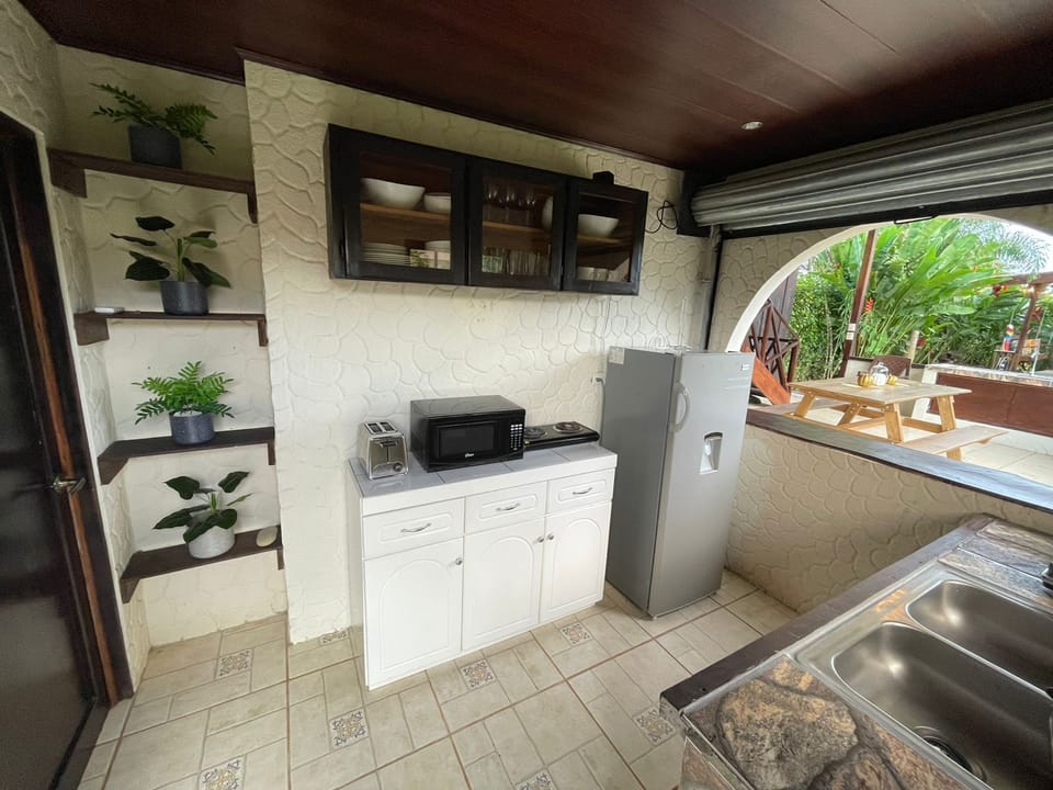 Kitchen (Cocina)