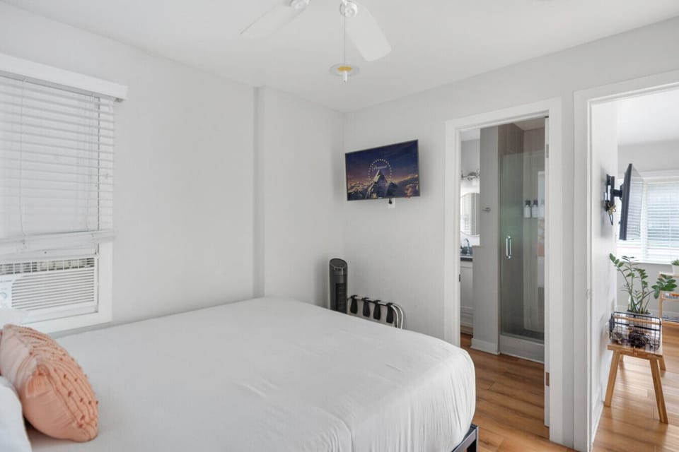 Cozy bedroom with en suite bathroom.