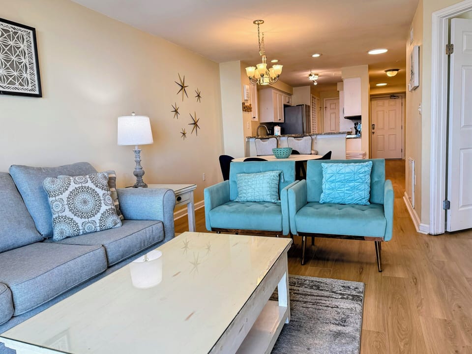 Palms 204 Living Room