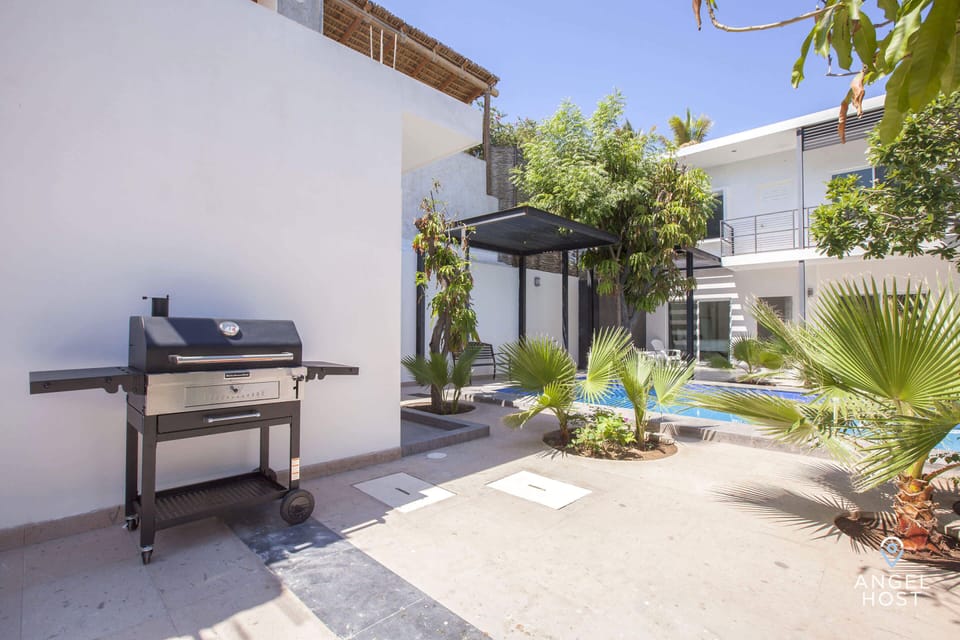 Shared BBQ for grilling up tasty treats