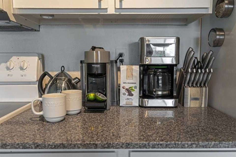 Fully equipped with coffee maker.