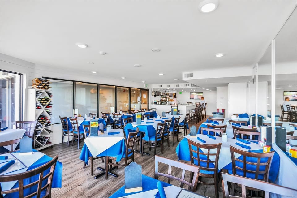 ,The Plaza Restaurant,