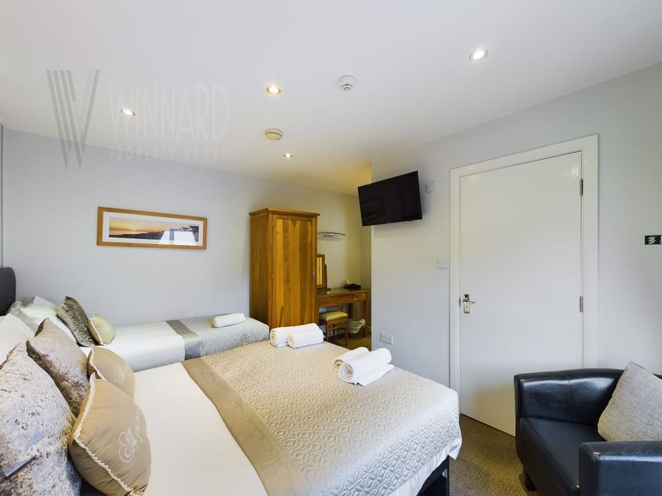 Sandbanks Suite