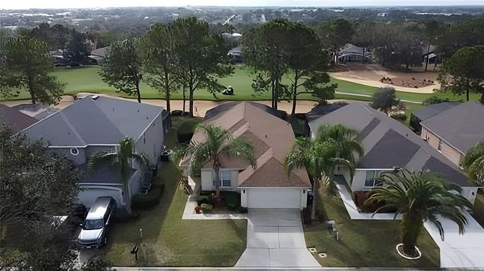 Front Higher view from above the street
