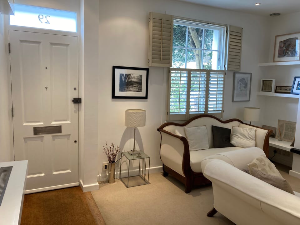 Front door leading straight into living room