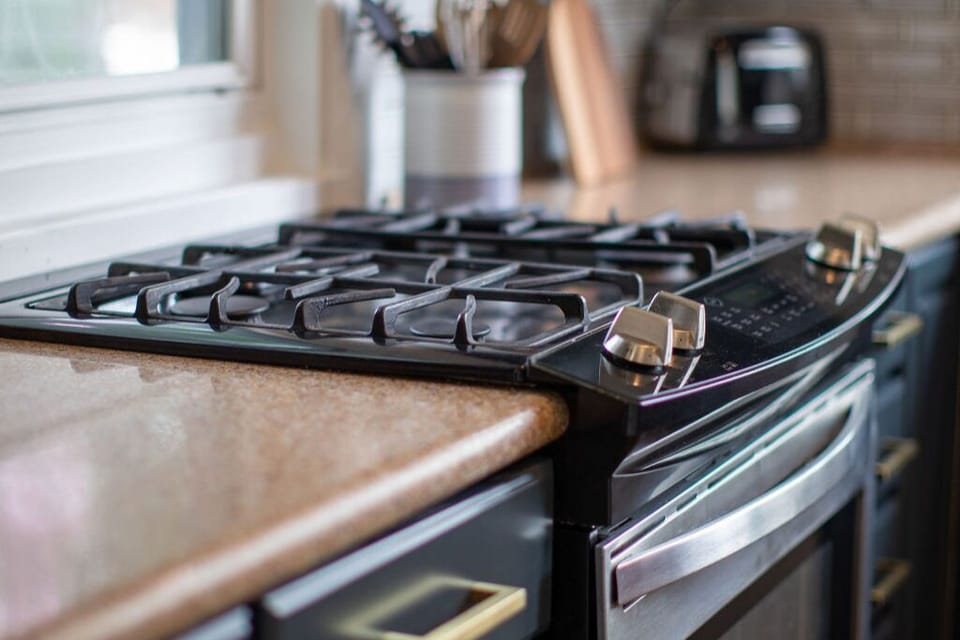 Gas stove