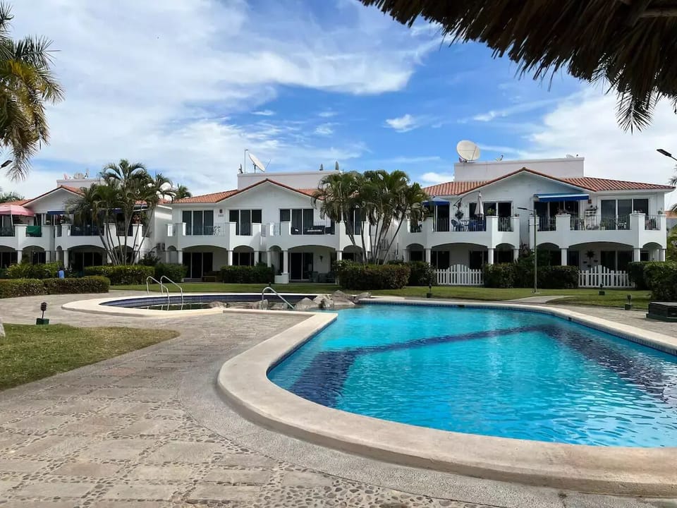 Shared Pool - Piscina compartida