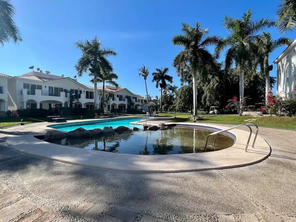 Kiddie pool - Piscina zona de niños 