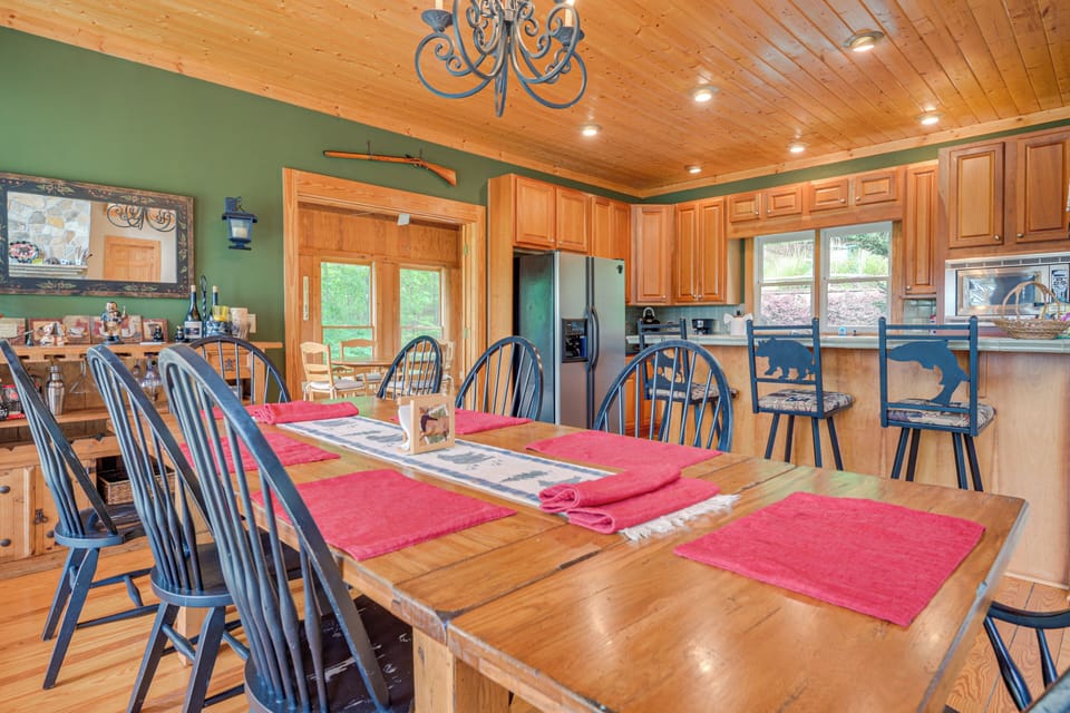 Dining Area | Wood-Burning Fireplace | 1st Floor
