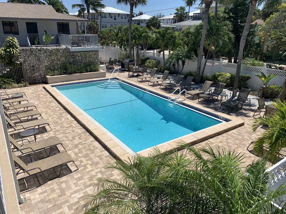 Pool 1