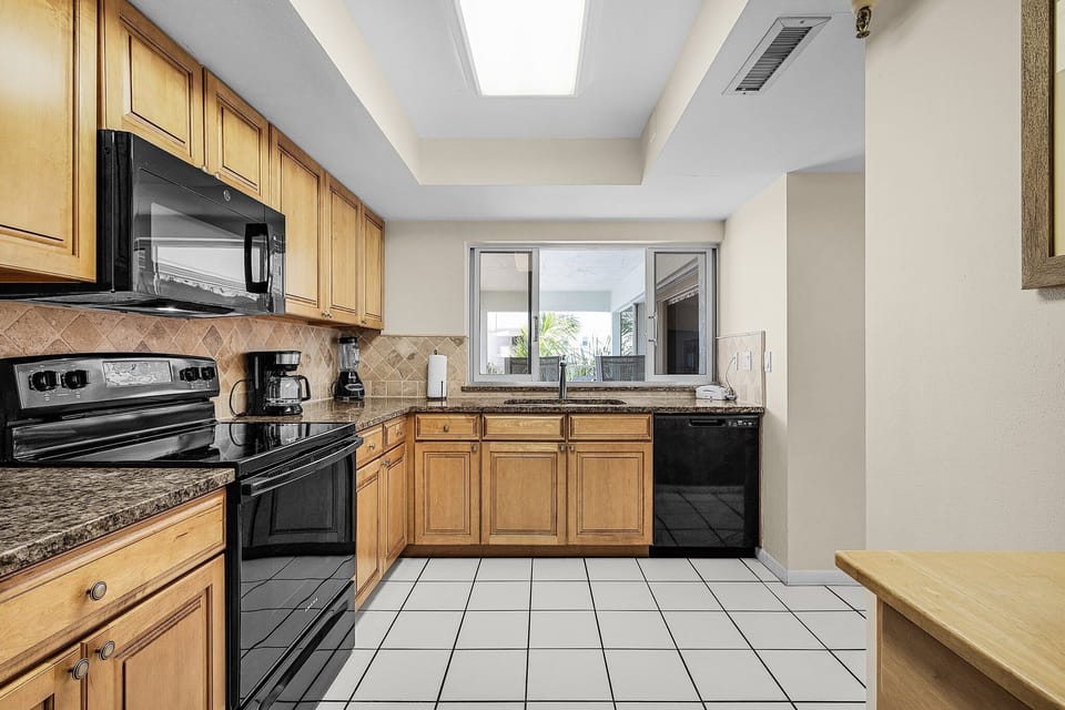 Spacious Kitchen