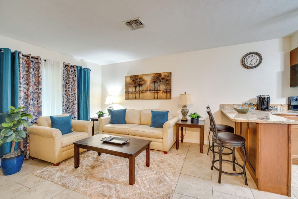 Living Area | Free WiFi | Smart TV | Electric Fireplace