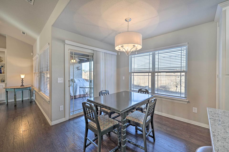 Dining Area | Extendable Dining Table | Dishware/Flatware