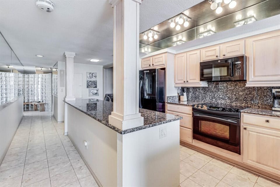 Well-Equipped Kitchen with Ample Counter Space