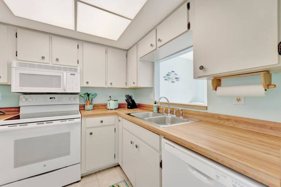 Fully stocked kitchen