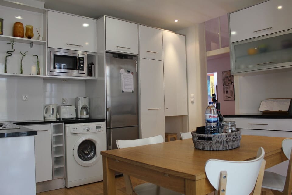 Equiped Kitchen
