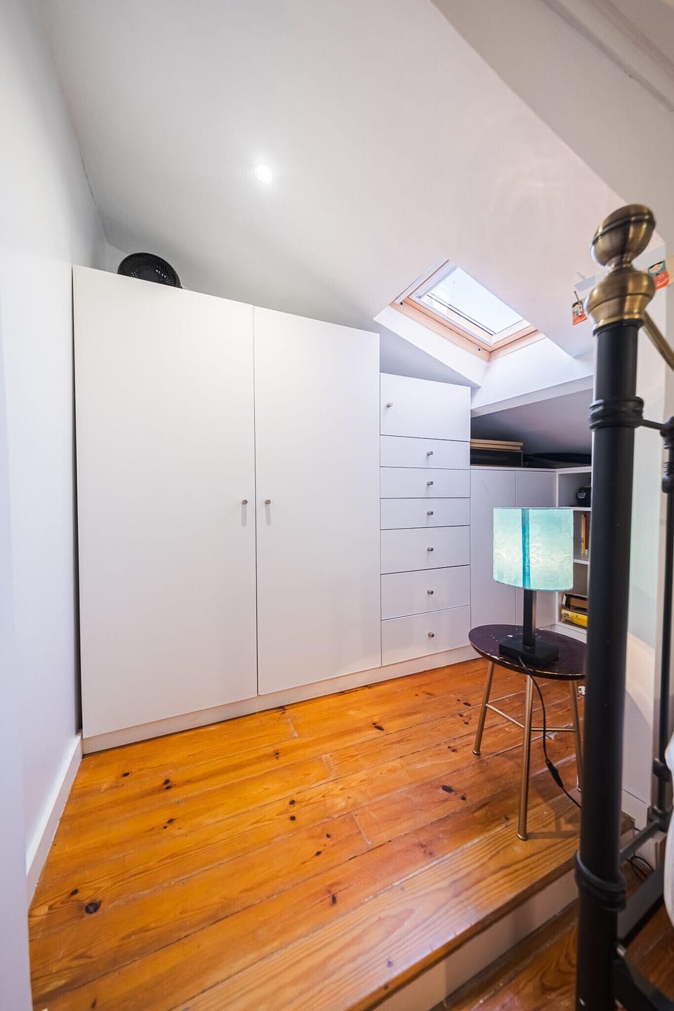 Bright and comfortable room with a double bed