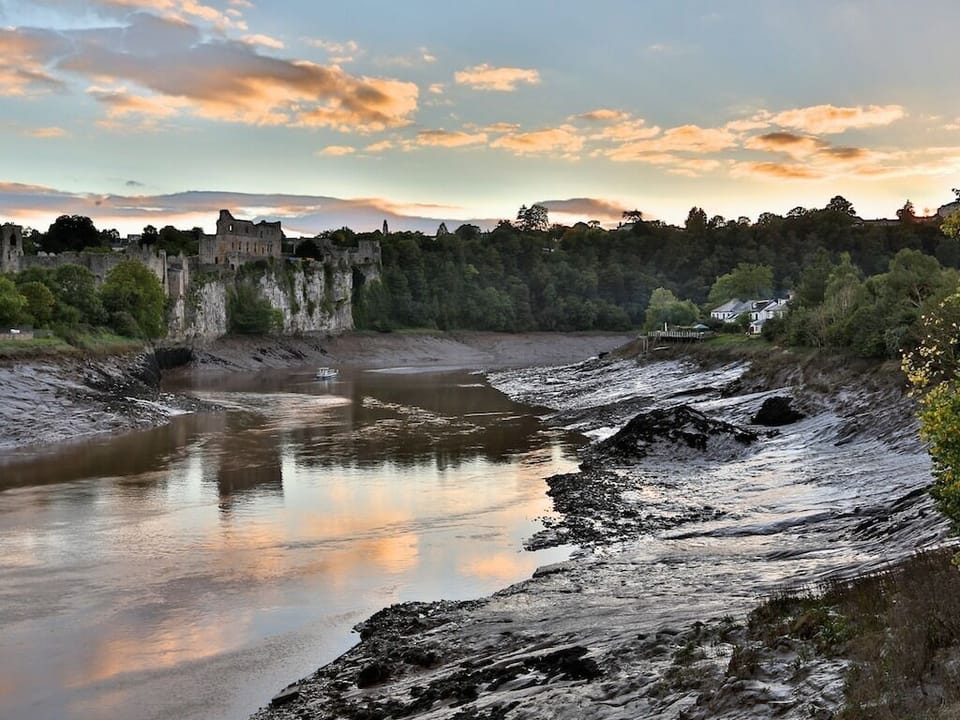 Chepstow Castle, Wye River