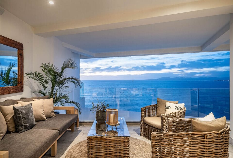 King Suite 1 Patio