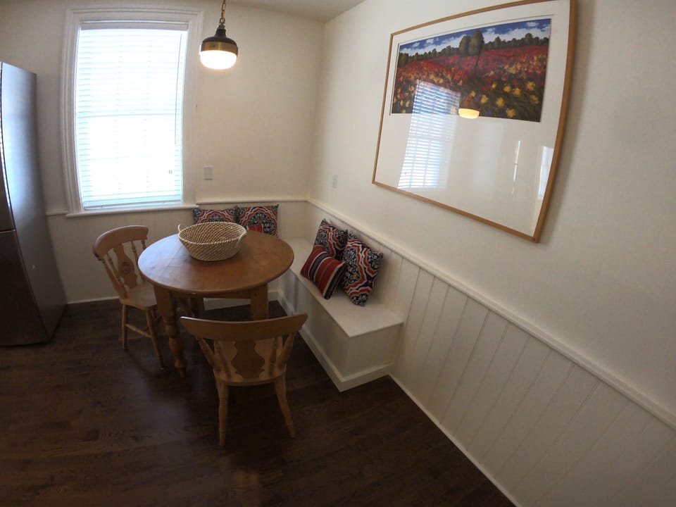 Breakfast nook