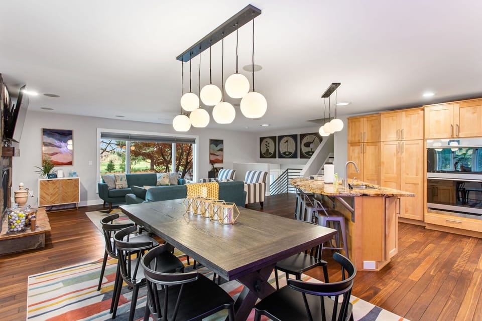Kitchen also has double oven - great for large groups