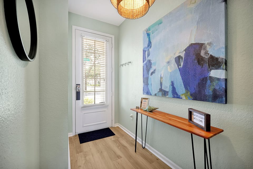 Open Entryway
