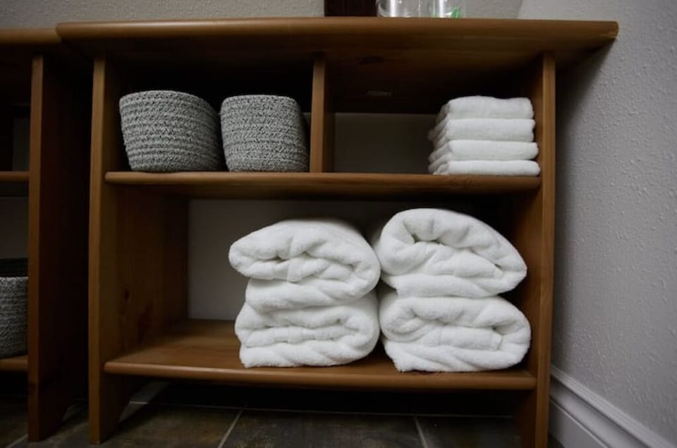 Bathroom amenities
