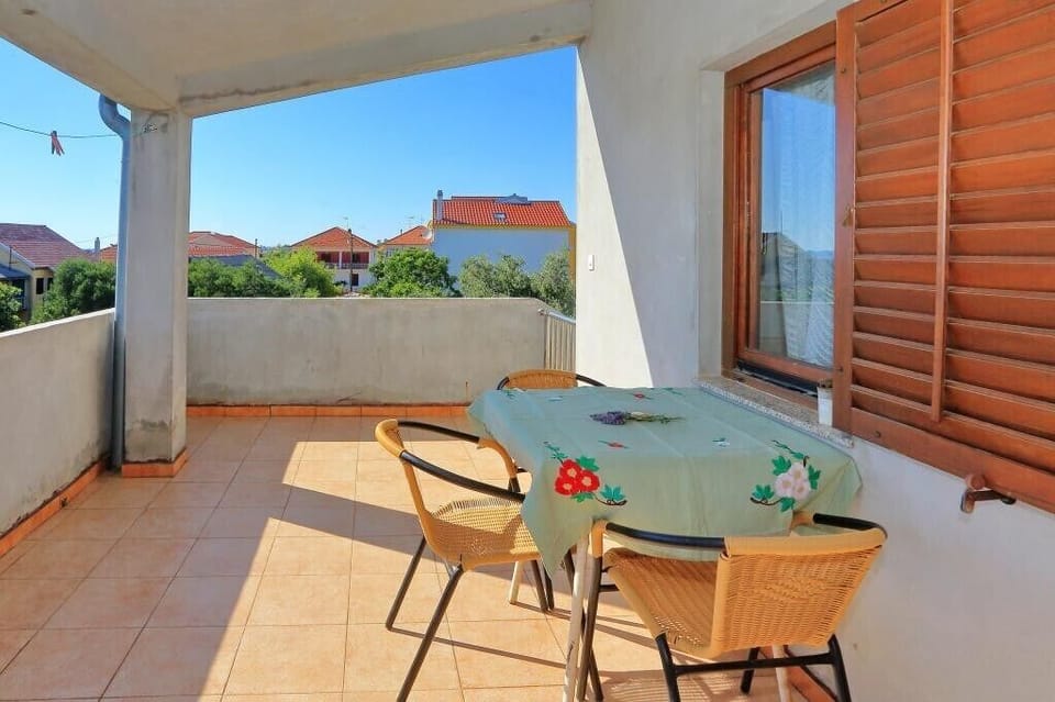 Terrace with sitting area