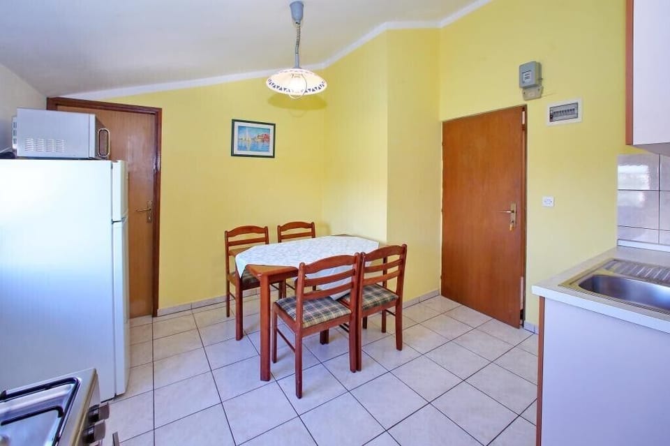 Kitchen with dining area