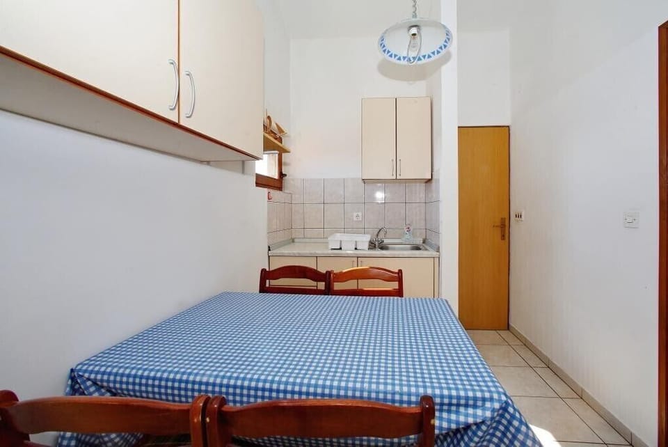 Kitchen with dining area