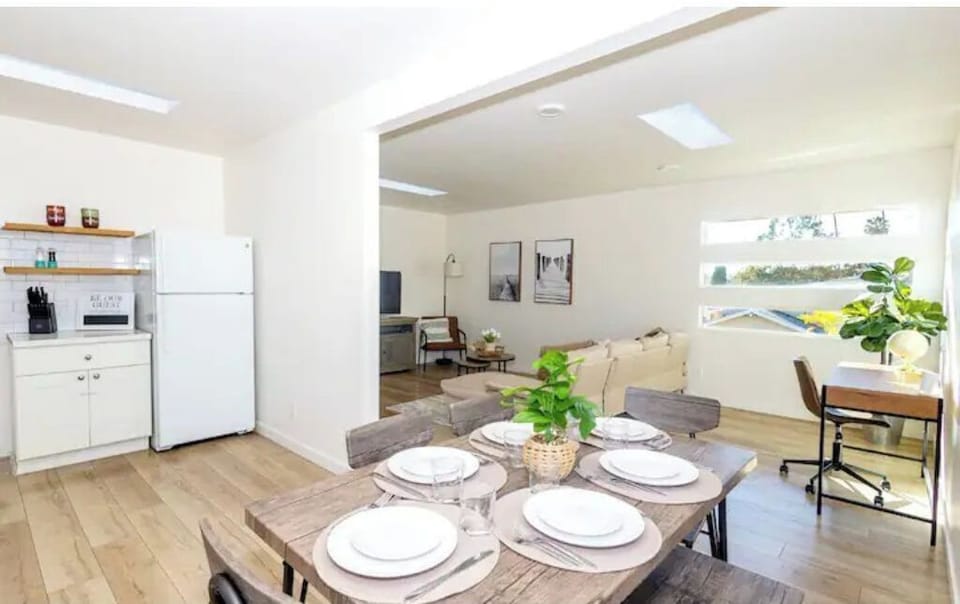 Dinning space up to 6 