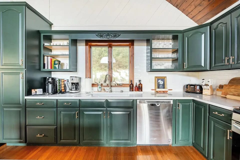 Fully equipped kitchen with everything you need to cook