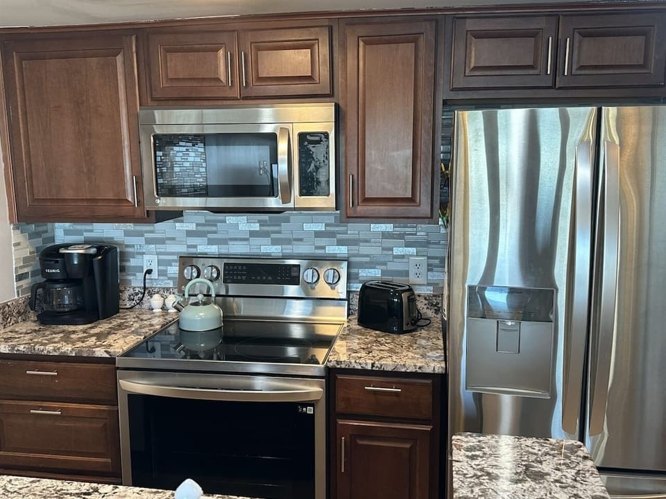 Fully equipped kitchen