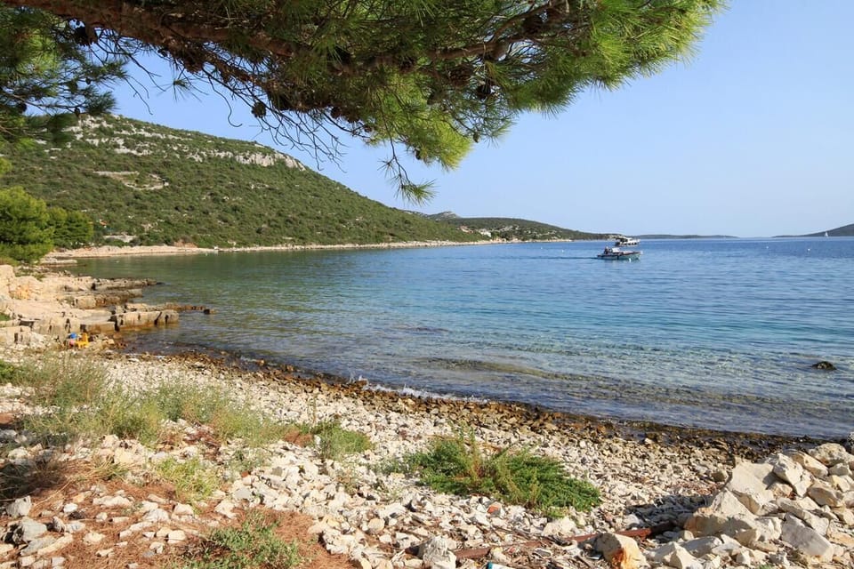 Nearby beaches