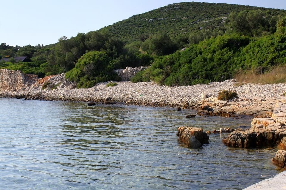 Nearby beaches