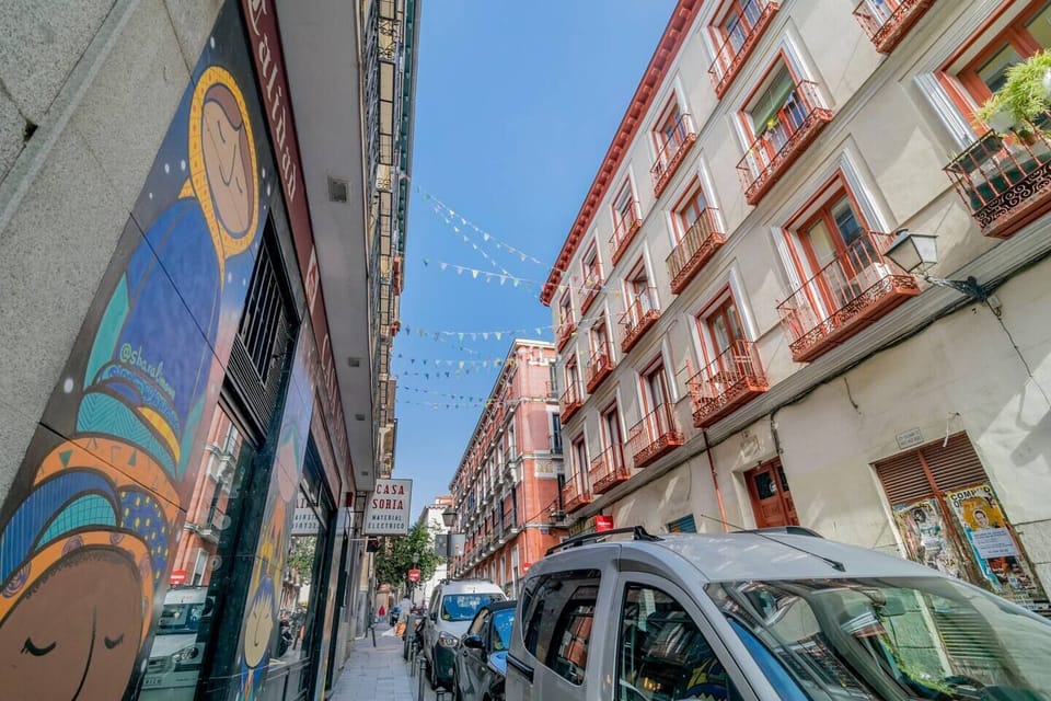EXTERIOR CALLE OLIVAR
