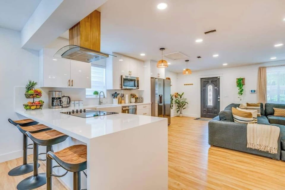 Enjoy our open kitchen with a spacious island, perfect for socializing while cooking.