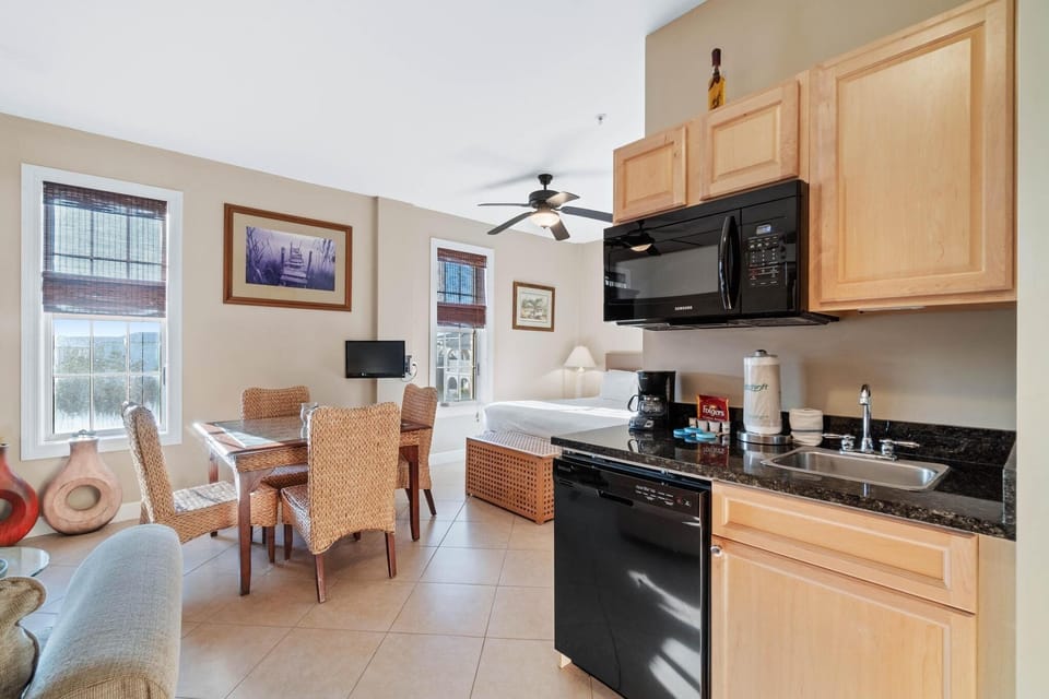 Kitchenette