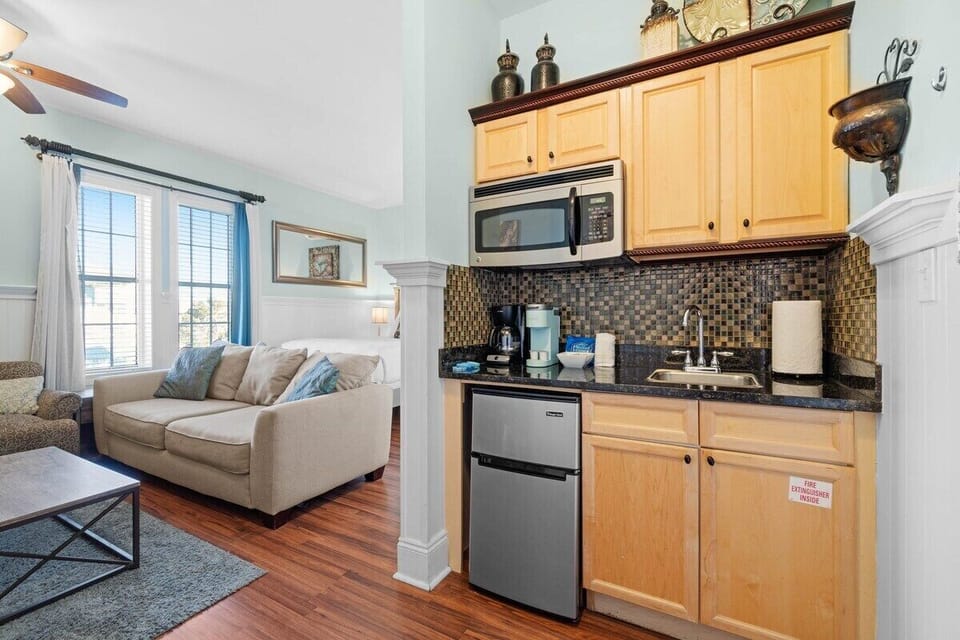 Kitchenette