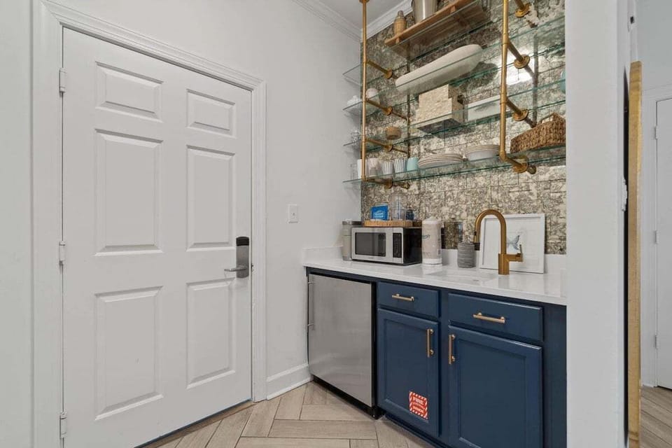 Kitchenette