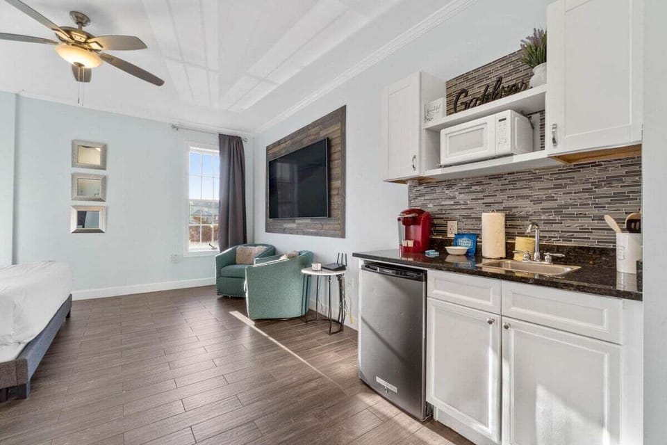 Kitchenette