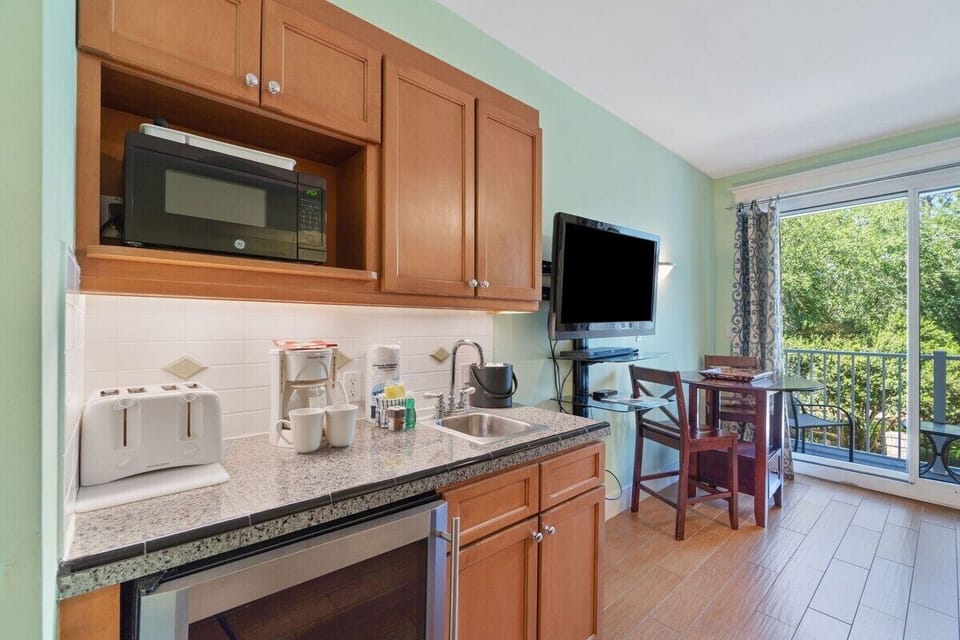 Kitchenette
