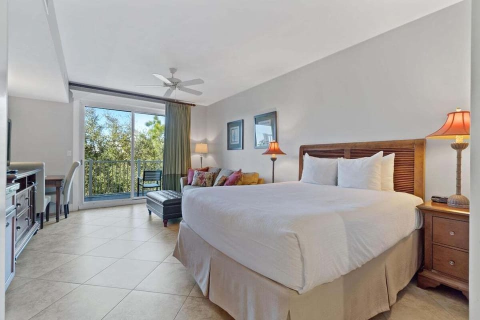 Queen size bed