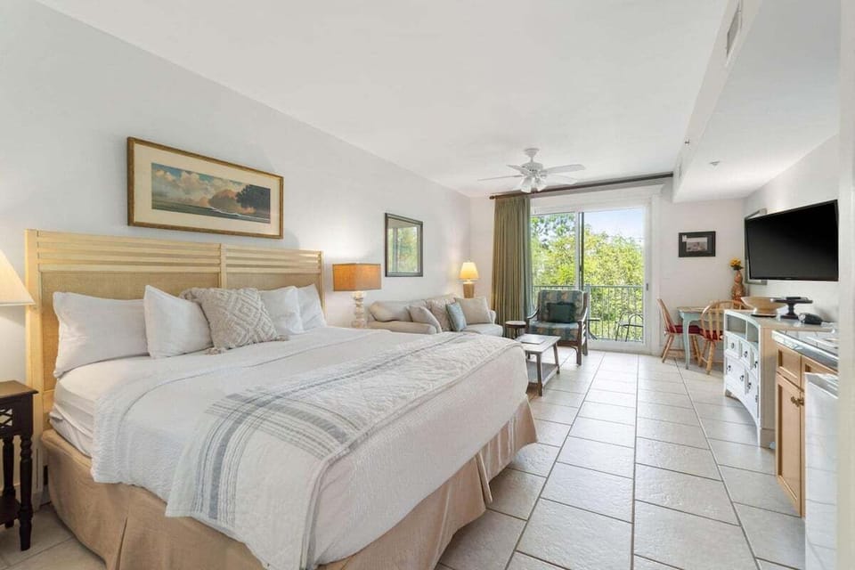 Queen size bed